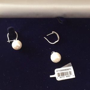 PEARL EARRINGS WITH SILVER HOOK
